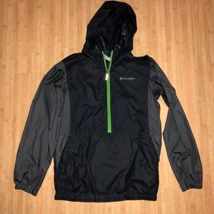Columbia wind breaker/ rain coat